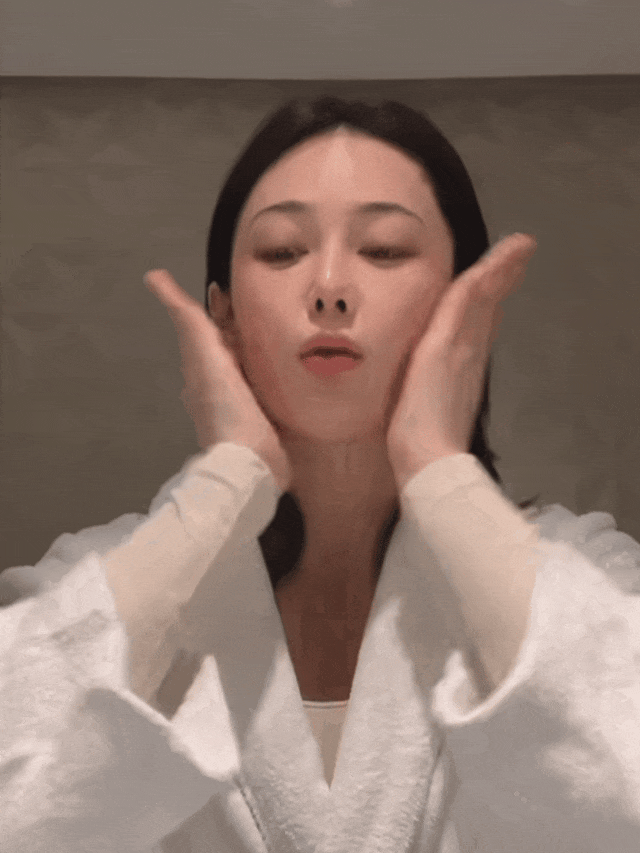 星辉登录：熬大夜看奥运，护肤搭子请就位